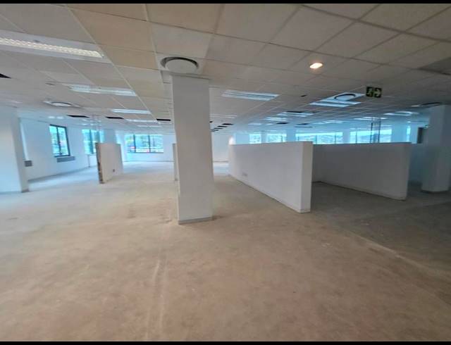 BUSINESS PROPERTY TO RENT IN MENLYN